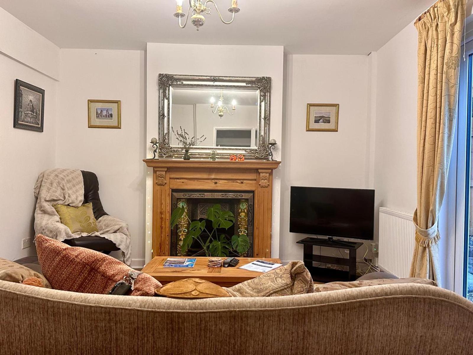 Vila Peace & Tranquility In The Centre Of Town Glastonbury Exteriér fotografie